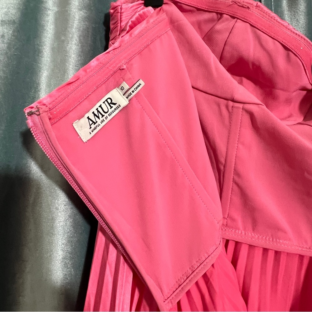 AMUR Kin Strapless Pleated Midi-Dress - Picture 5 of 6